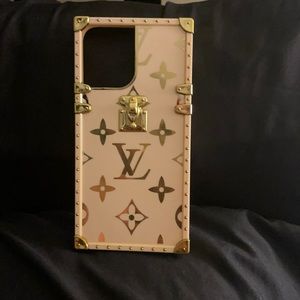 iPhone 12 Pro Max case cream